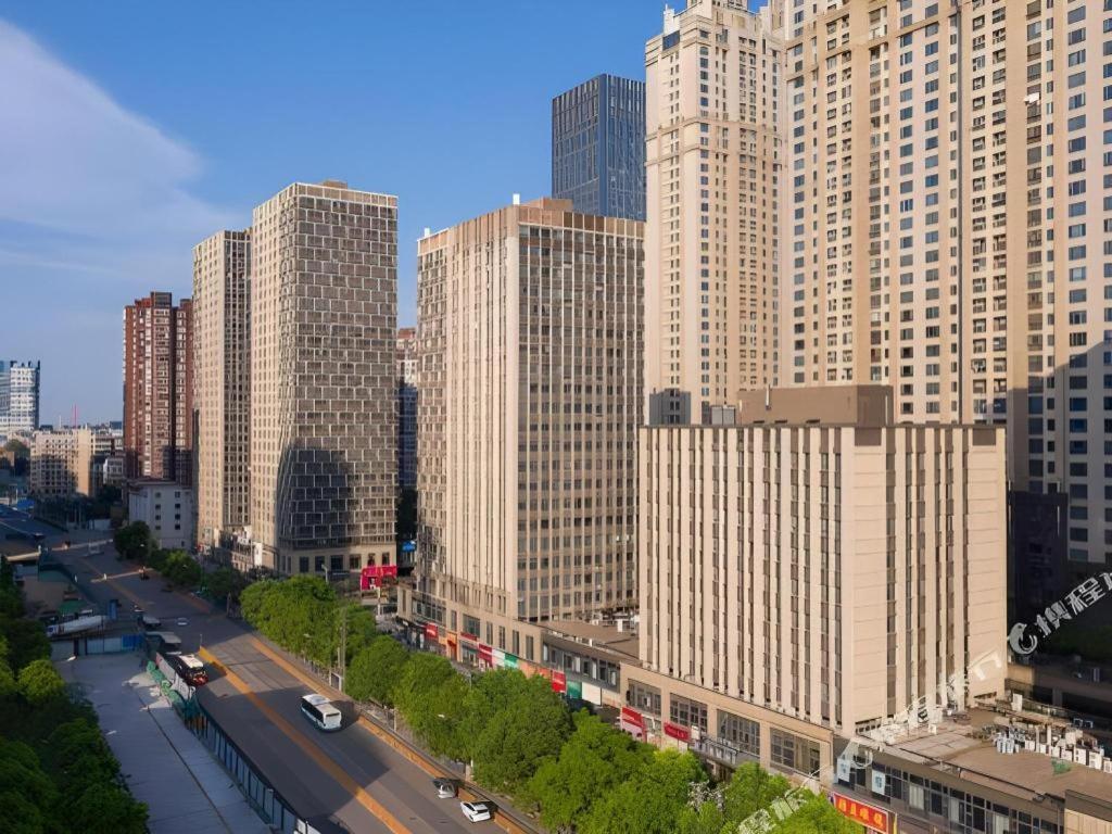 锦江都城武汉武昌江滩积玉桥地铁站酒店 外观 照片